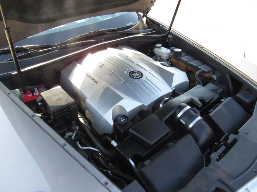 2004 Cadillac XLR - Image 7 of 10