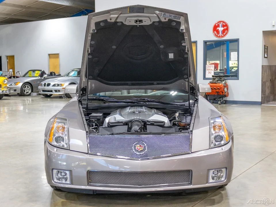 2004 Cadillac XLR - Image 19 of 21