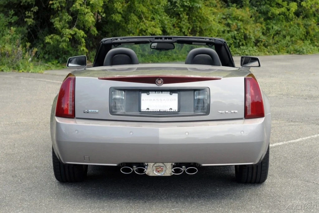 2004 Cadillac XLR - Image 6 of 21