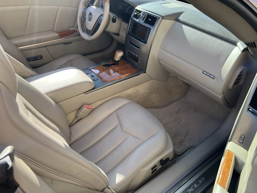 2004 Cadillac XLR - Image 5 of 11