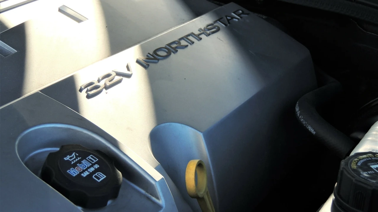 2004 Cadillac XLR - Image 24 of 31