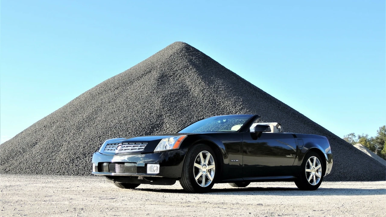 2004 Cadillac XLR - Image 27 of 31