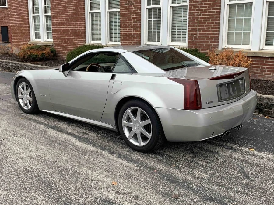 2004 Cadillac XLR - Image 10 of 10