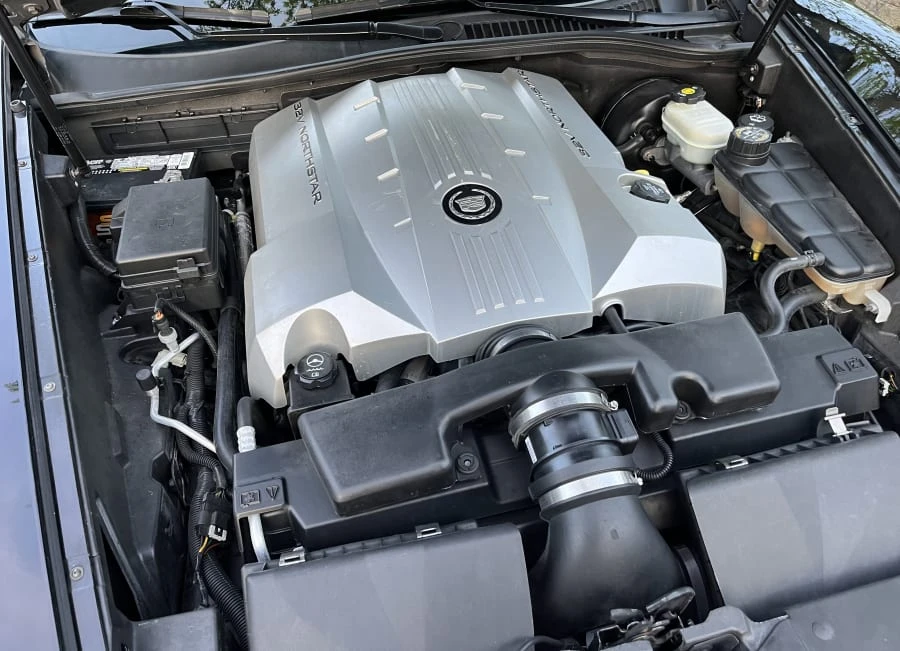 2004 Cadillac XLR - Image 9 of 11