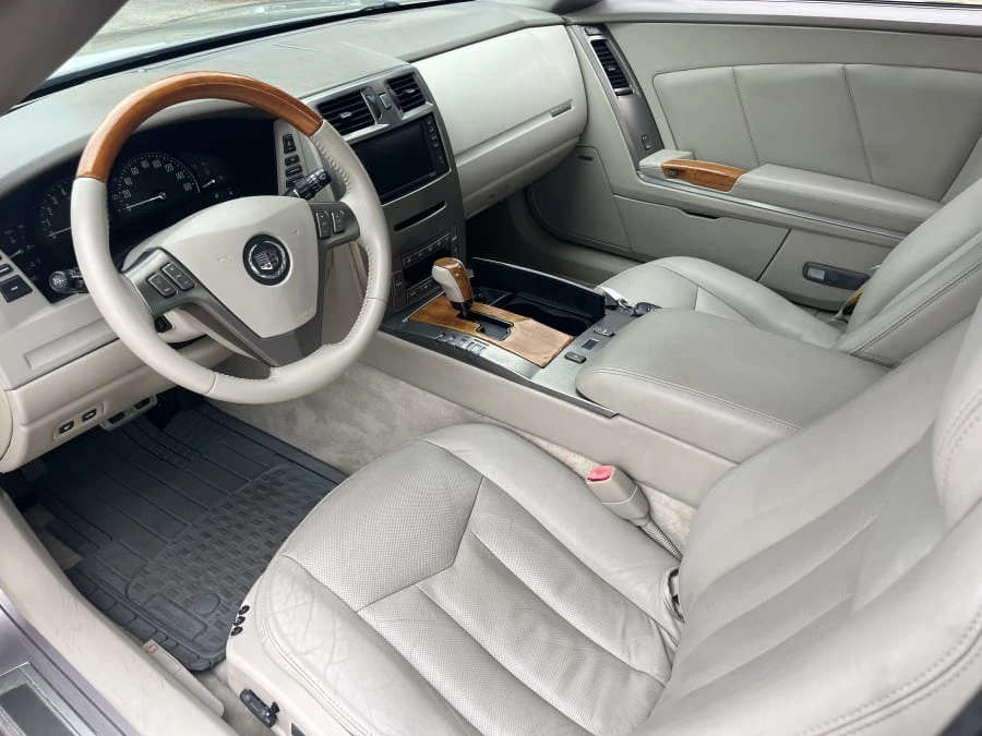 2004 Cadillac XLR - Image 5 of 11