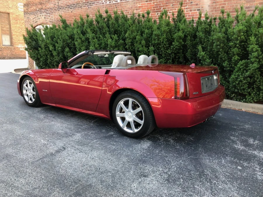 2004 Cadillac XLR - Image 3 of 7