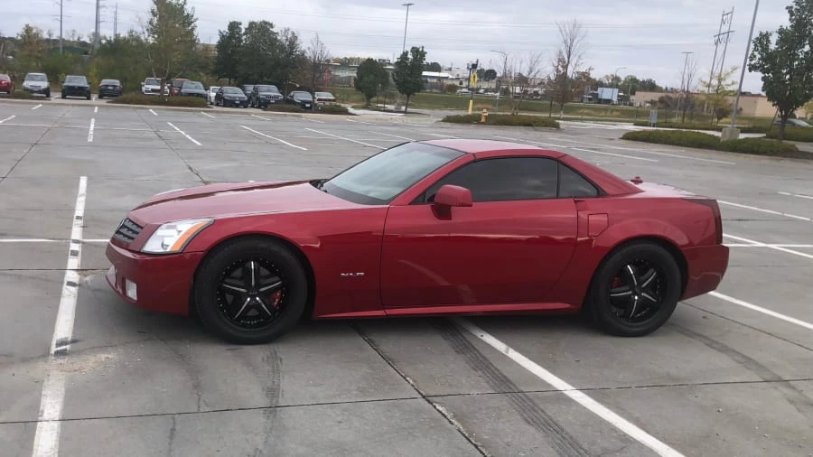 2004 Cadillac XLR - Image 2 of 23
