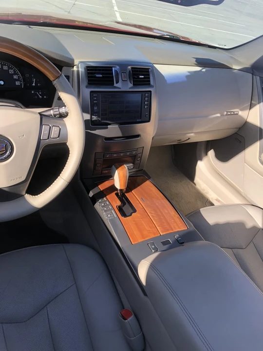 2004 Cadillac XLR - Image 12 of 23