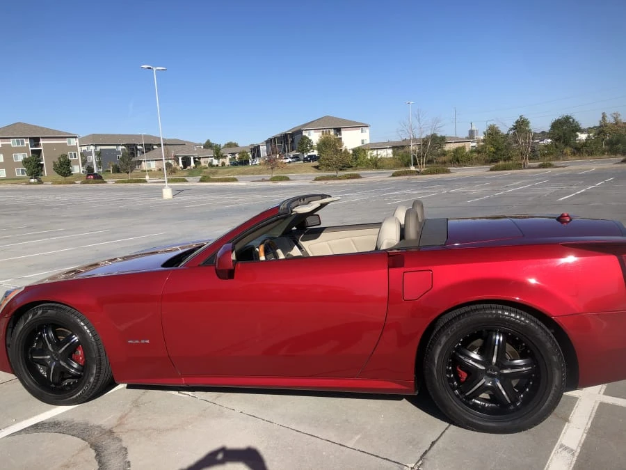 2004 Cadillac XLR - Image 5 of 23