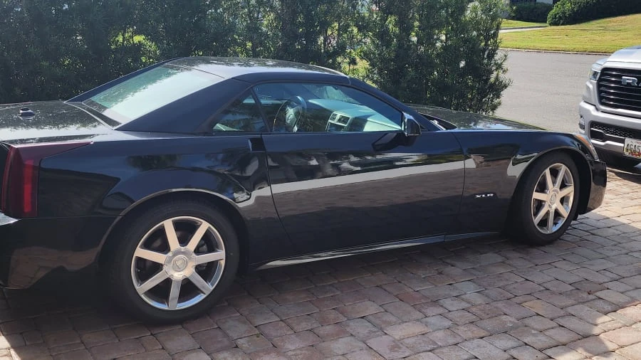 2004 Cadillac XLR - Image 5 of 5