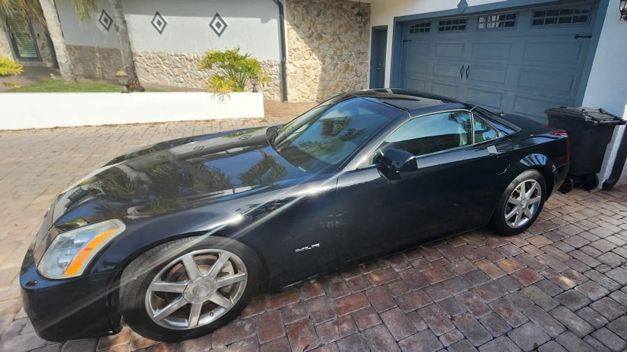 2004 Cadillac XLR - Image 4 of 5