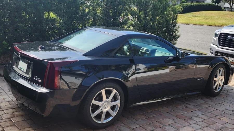 2004 Cadillac XLR - Image 2 of 5