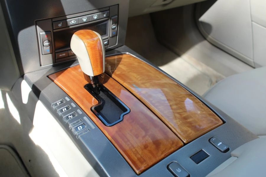 2004 Cadillac XLR - Image 8 of 23