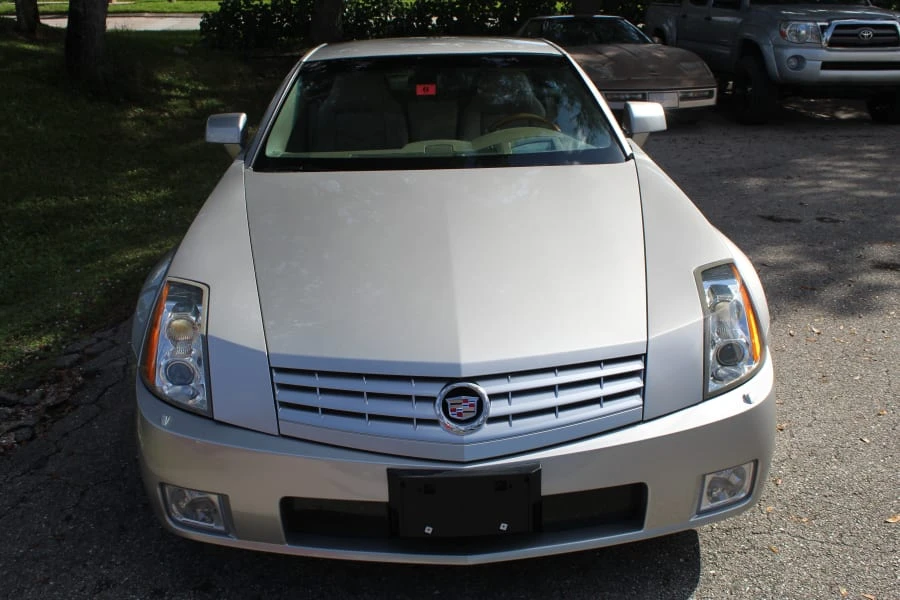 2004 Cadillac XLR - Image 16 of 23