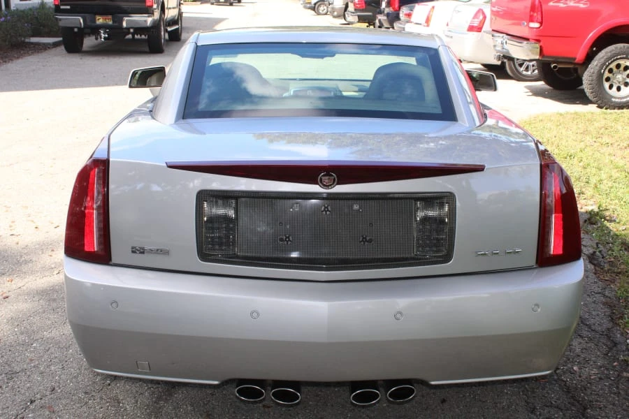 2004 Cadillac XLR - Image 19 of 23