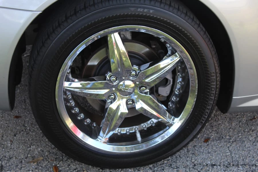 2004 Cadillac XLR - Image 22 of 23