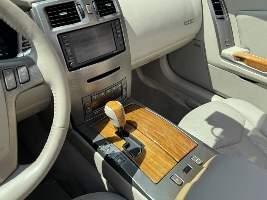 2004 Cadillac XLR - Image 11 of 13