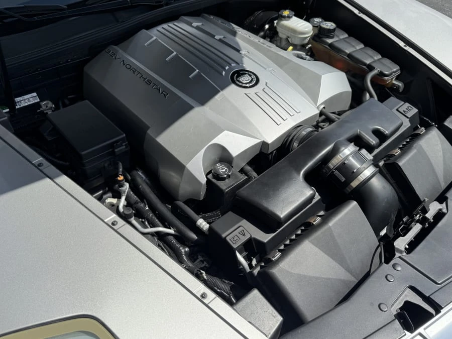 2004 Cadillac XLR - Image 12 of 13