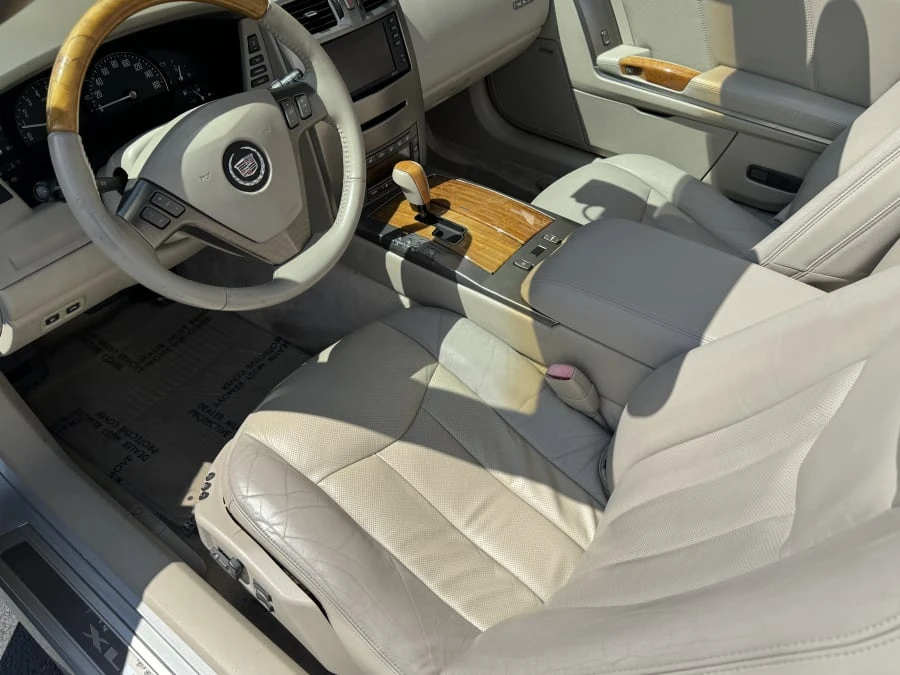 2004 Cadillac XLR - Image 8 of 13