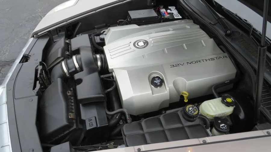 2004 Cadillac XLR - Image 20 of 27