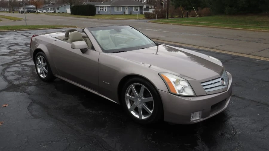 2004 Cadillac XLR - Image 5 of 27