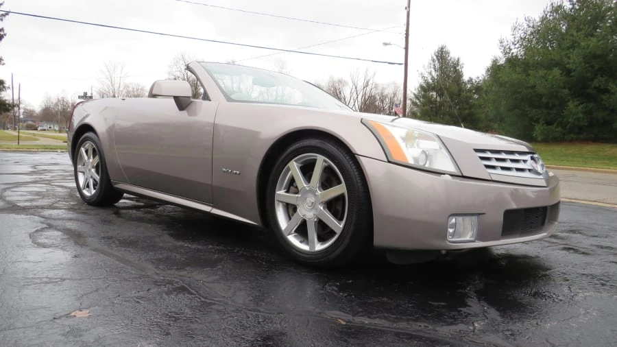 2004 Cadillac XLR - Image 13 of 27