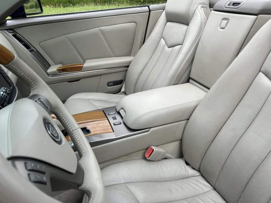 2004 Cadillac XLR - Image 7 of 11
