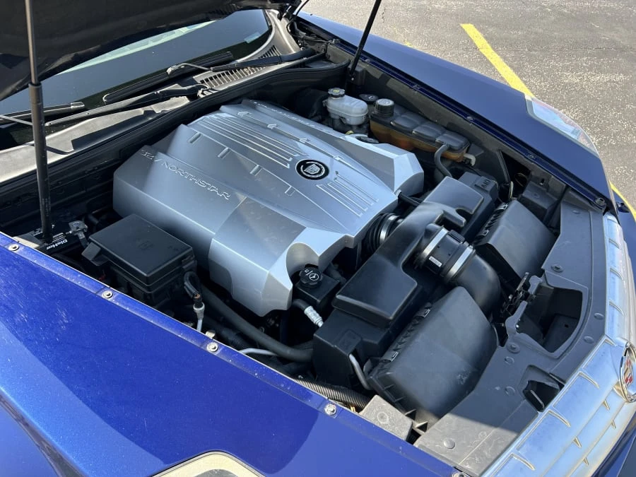 2004 Cadillac XLR - Image 11 of 12