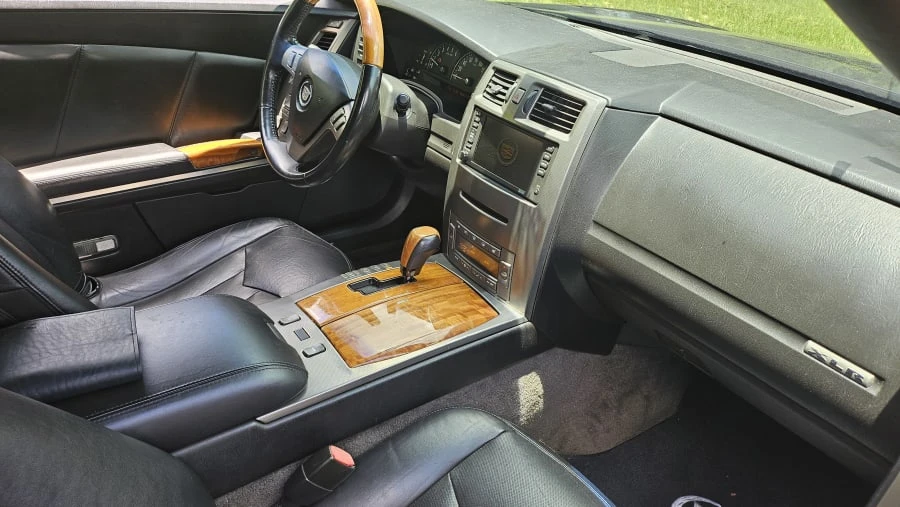 2004 Cadillac XLR - Image 5 of 5