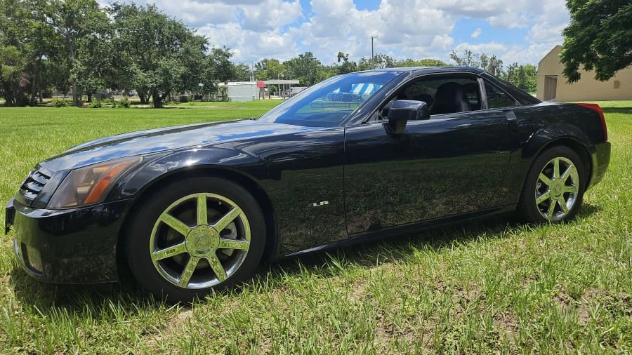 2004 Cadillac XLR - Image 3 of 5