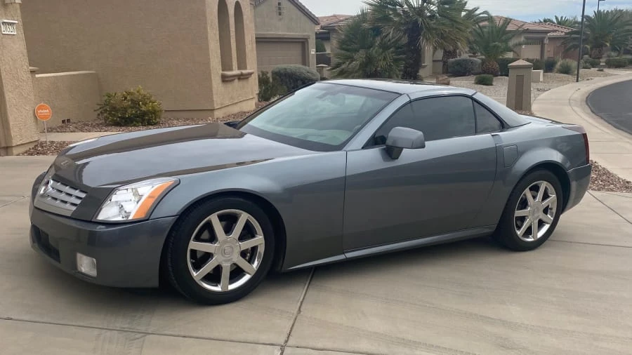 2004 Cadillac XLR - Image 5 of 15