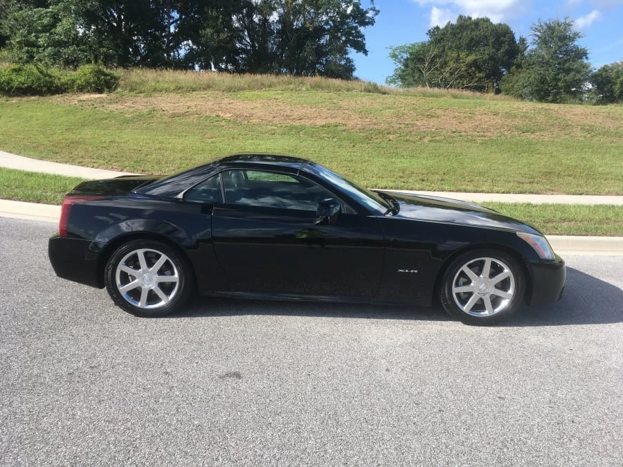 2004 Cadillac XLR - Image 2 of 7