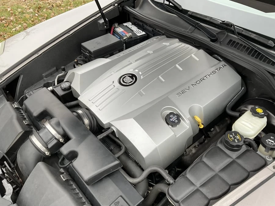 2004 Cadillac XLR - Image 11 of 12