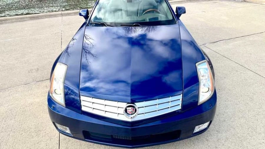2004 Cadillac XLR - Image 11 of 25