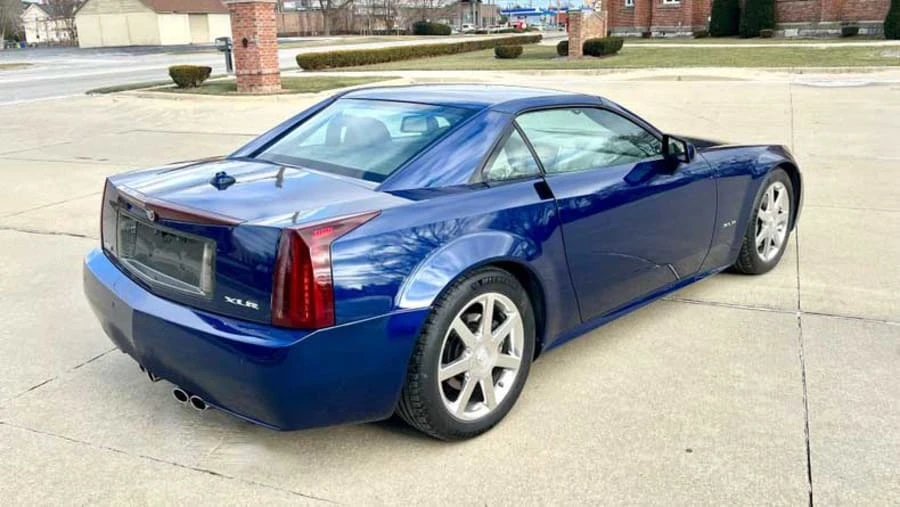 2004 Cadillac XLR - Image 3 of 25