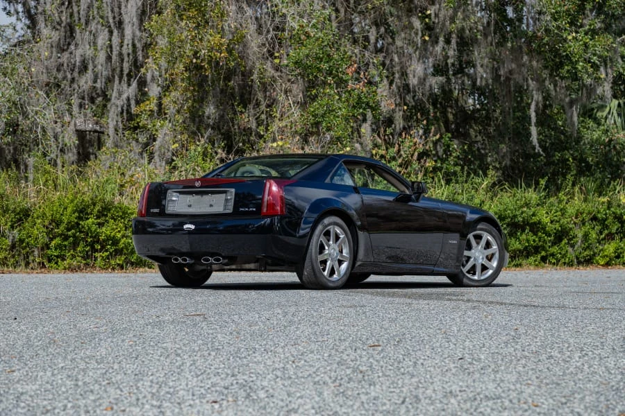 2004 Cadillac XLR - Image 3 of 29