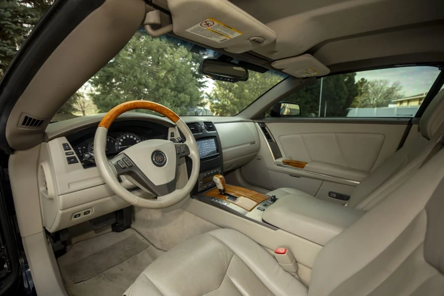 2004 Cadillac XLR - Image 26 of 31