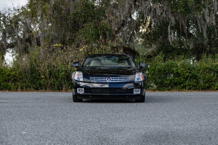 2004 Cadillac XLR - Image 4 of 29