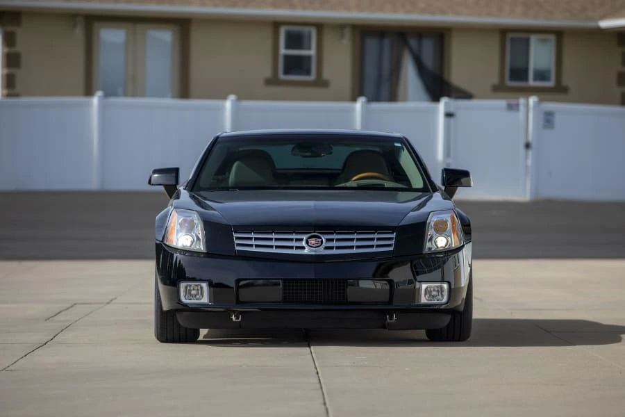 2004 Cadillac XLR - Image 4 of 31