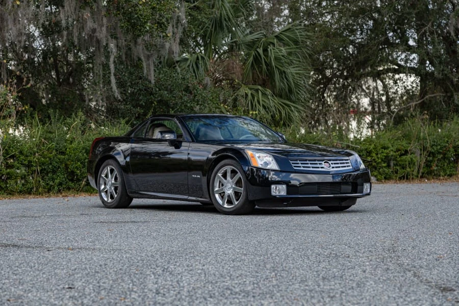 2004 Cadillac XLR - Image 6 of 29