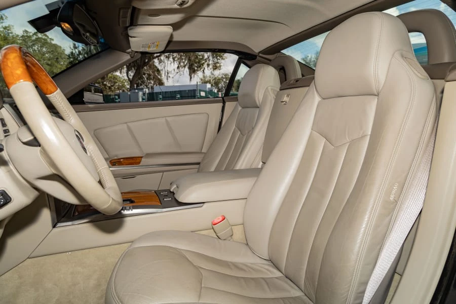 2004 Cadillac XLR - Image 18 of 29