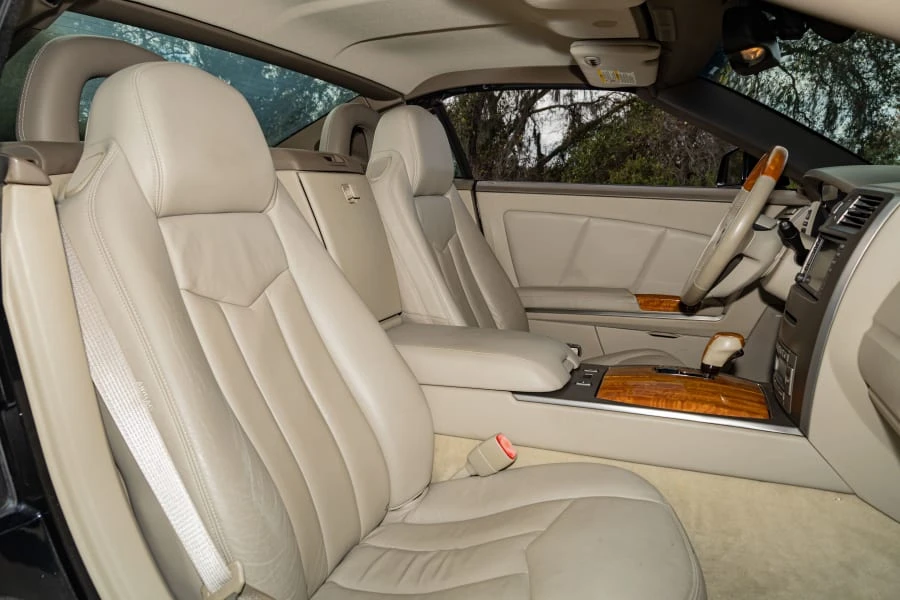 2004 Cadillac XLR - Image 16 of 29