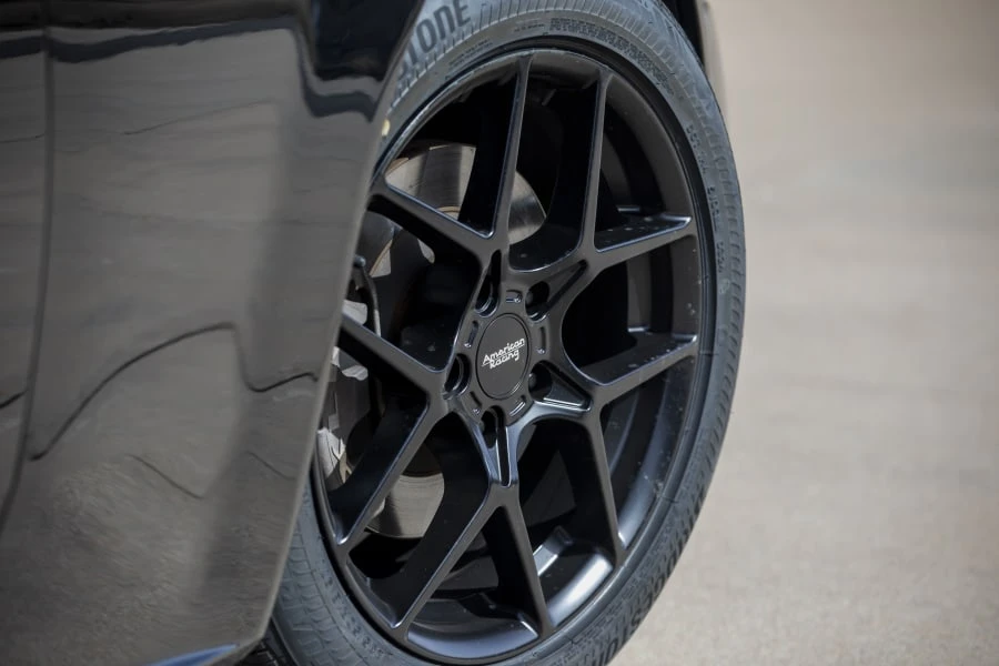 2004 Cadillac XLR - Image 12 of 31