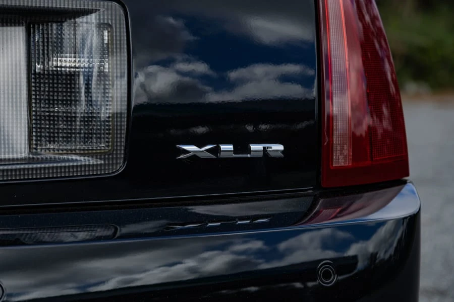 2004 Cadillac XLR - Image 9 of 29