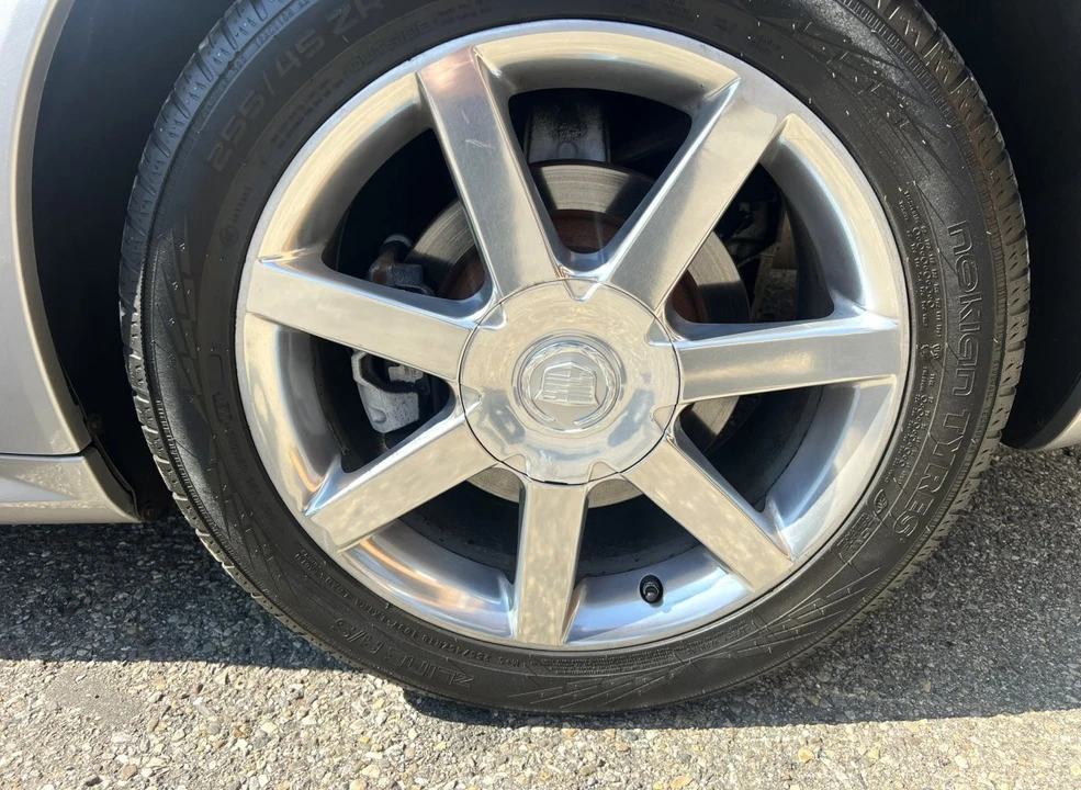 2004 Cadillac XLR - Image 7 of 31
