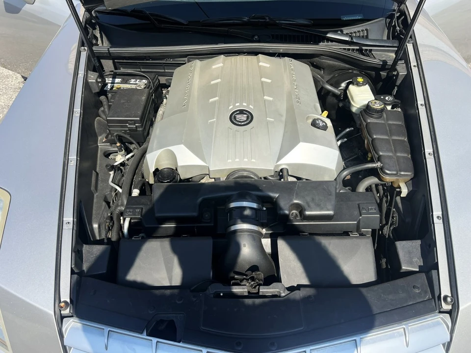 2004 Cadillac XLR - Image 24 of 31