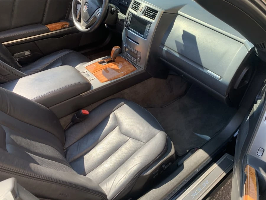 2004 Cadillac XLR - Image 5 of 10