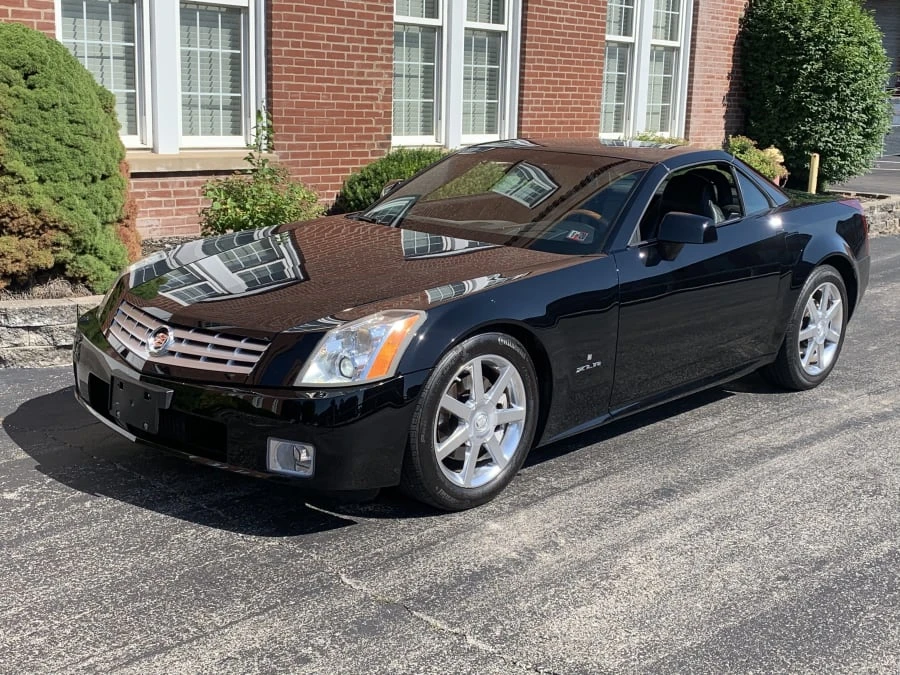 2004 Cadillac XLR - Image 8 of 10