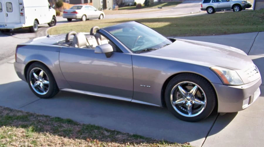 2004 Cadillac XLR - Image 4 of 7
