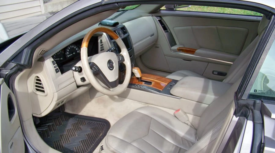 2004 Cadillac XLR - Image 5 of 7
